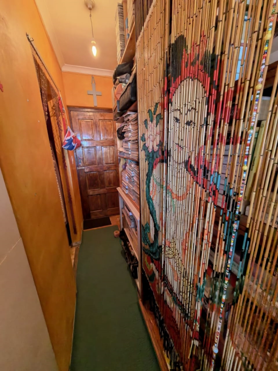 2 Bedroom Property for Sale in Grassy Park Western Cape